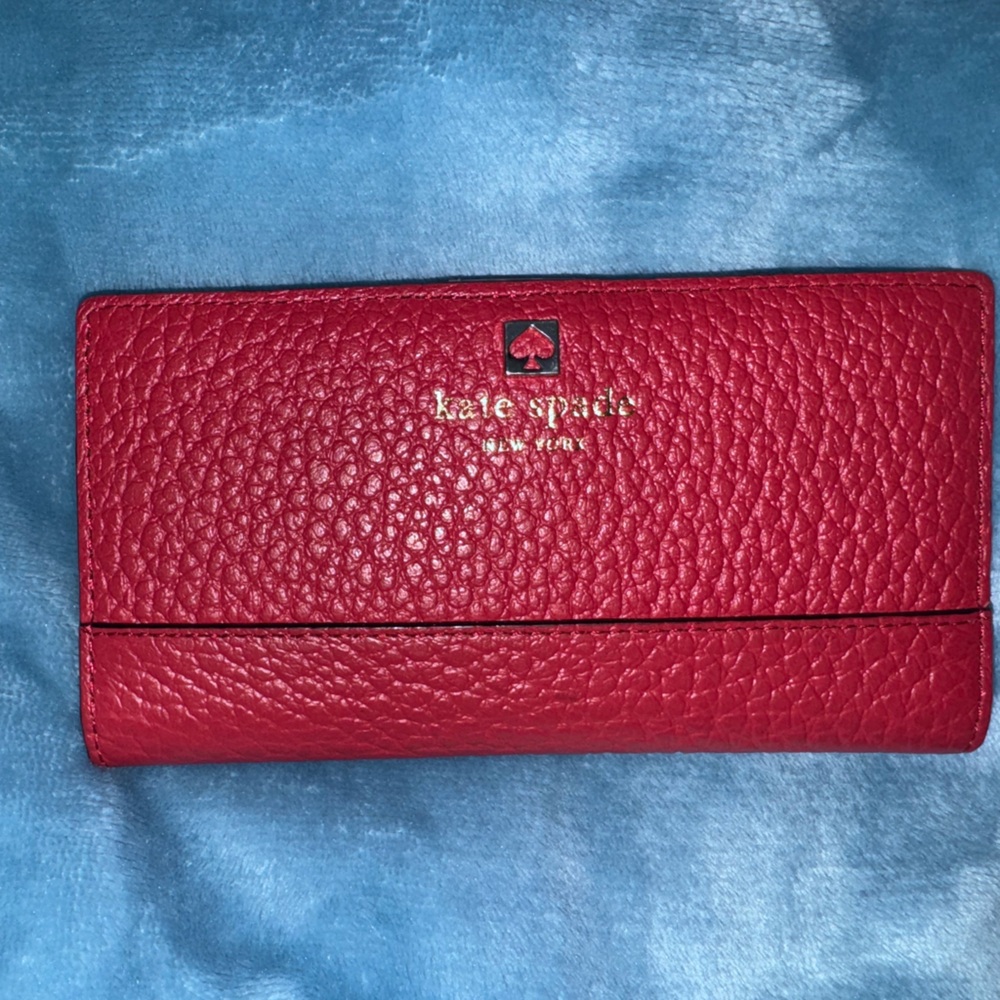 Kate Spade Southport Ave Stacy Dynasty (dark) Red Wallet NEW